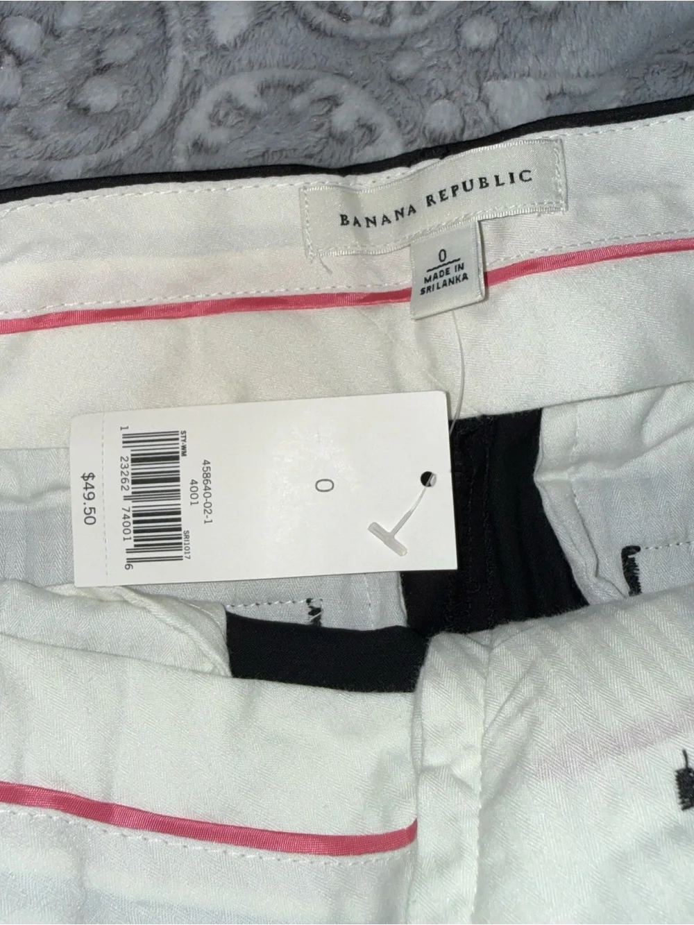 Banana Republic Black Bermuda Walking Shorts Women’s Size 0 NWT